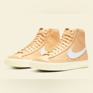 Nike Blazer Mid '77 Vintage Butter Canvas White  Women’s 9.5 Peach Leather Retro